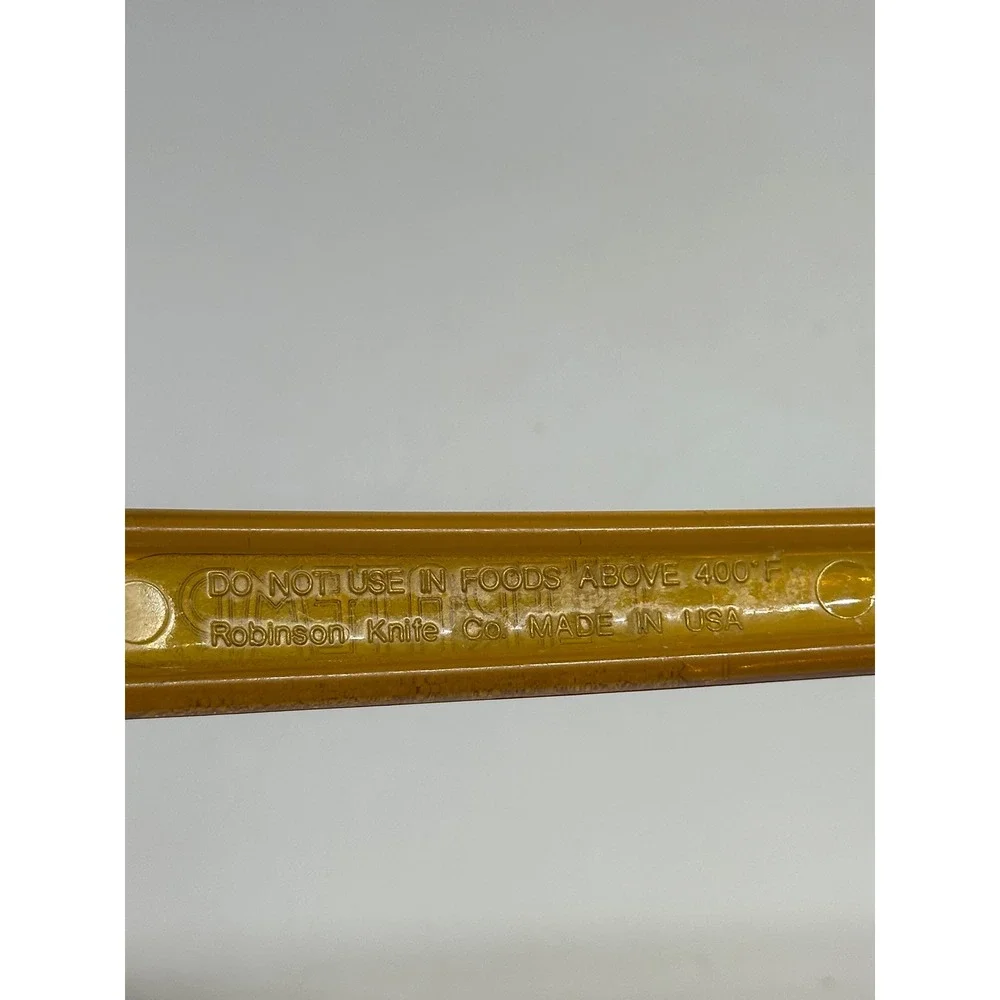 VTG Robinson Knife Co Ultratemp Slotted Spoon Amber Brown Nylon Kitchen Utensil